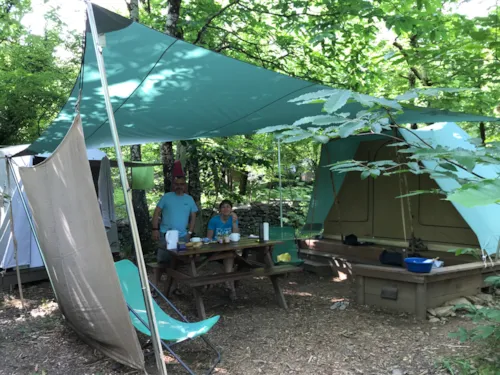 Mietunterkunft - Zelt Castor - image n°1 - Camping La Châtaigneraie