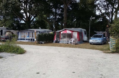 Camping pitch - 100m² — 5