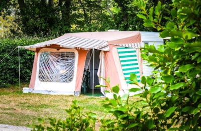 Camping pitch - 100m² — 2