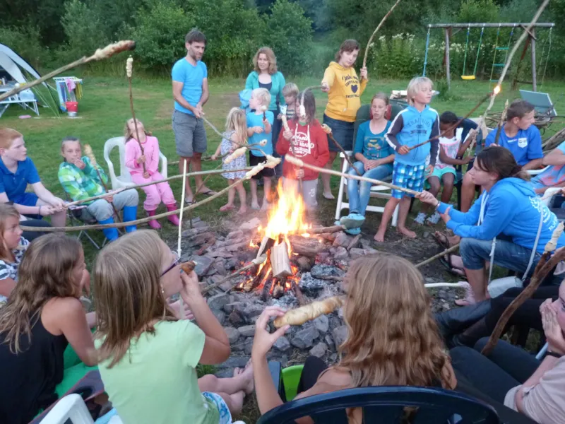 Emplacement + Tente Ou Caravane