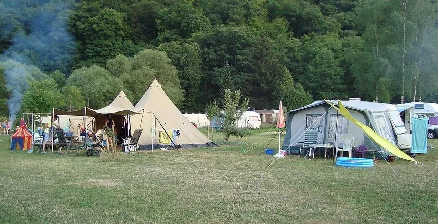 Emplacement - Emplacement + Tente Ou Caravane - Camping Berkel