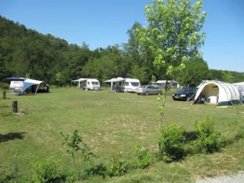 Stellplatz - Stellplatz Komfort 100 M² - Comfort Camping Tenuta Squaneto