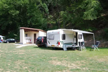 Stellplatz - Stellplatz Komfort Plus 80 - 100 M² - Comfort Camping Tenuta Squaneto