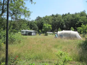 Stellplatz - Stellplatz Basic L 130 M² - Comfort Camping Tenuta Squaneto