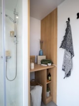 Privilege Fountain-Beach Pitch + 1 Car + Private Sanitary + 90L Fridge + Barbecue + Electricity 15A + Water And Drainage Point Privilege Fountain-Beach Pitch + 1 Car + Private Sanitary + 90L Fridge + Barbecue + Electricity 15A + Water And Drainage Point