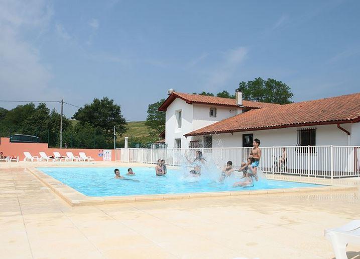 CAMPING MENDI AZPIAN CAMPING MENDI AZPIAN