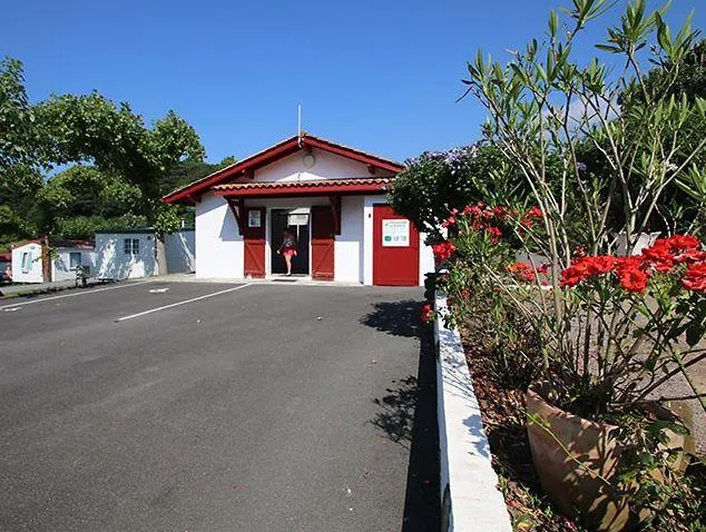 CAMPING MENDI AZPIAN