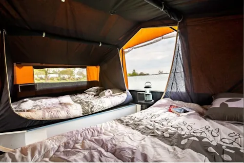 Mietunterkunft - Faltcaravan La Francaise | 2 Schlafzimmer - image n°4 - Camping Les Chapelains