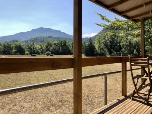 Mietunterkunft - Chalet Petit'home | 2 Schlafzimmer - image n°6 - Camping Les Chapelains