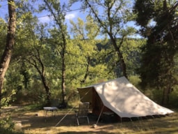 Parcela - Camping Pitch Basic (1 Tent) - Camping Les Chapelains