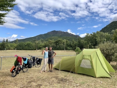 Single pitch (1 tent)