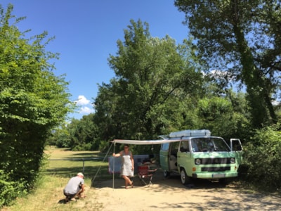 Pitch for camper van height <2m