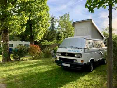 Pitch for camper van height <2m