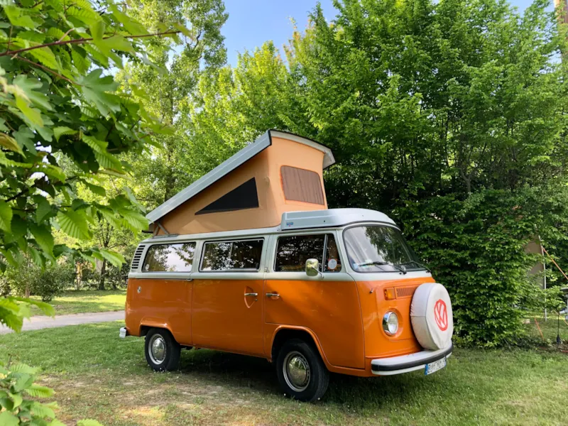 Emplacement Van Aménagé Hauteur <2M