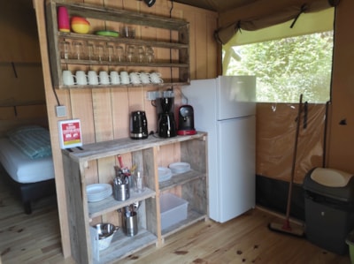 GP2 Tente safari Greenlodge with private sanitair