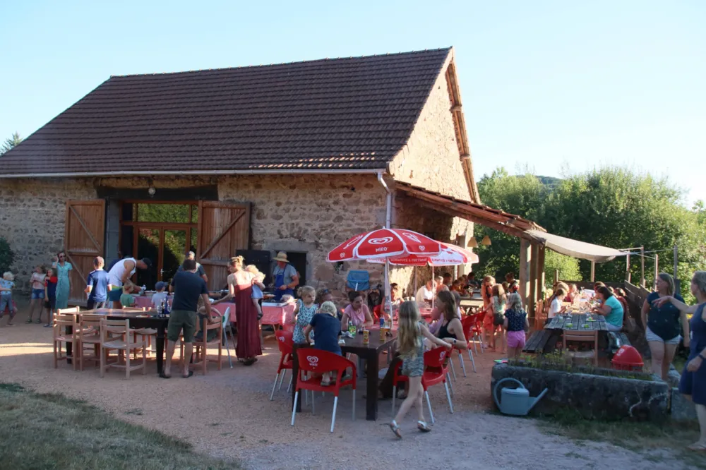 Camping Domaine La Chabanne - image n°18 - UniversalBooking