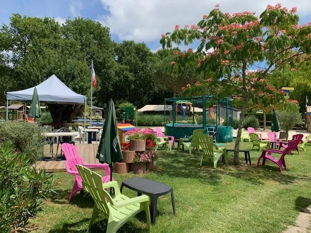 Camping Ushuaïa Villages La Chesnays