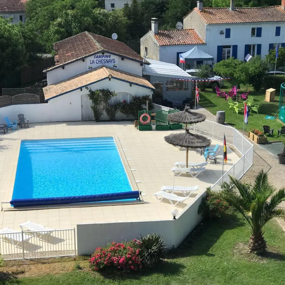 Camping Ushuaïa Villages La Chesnays