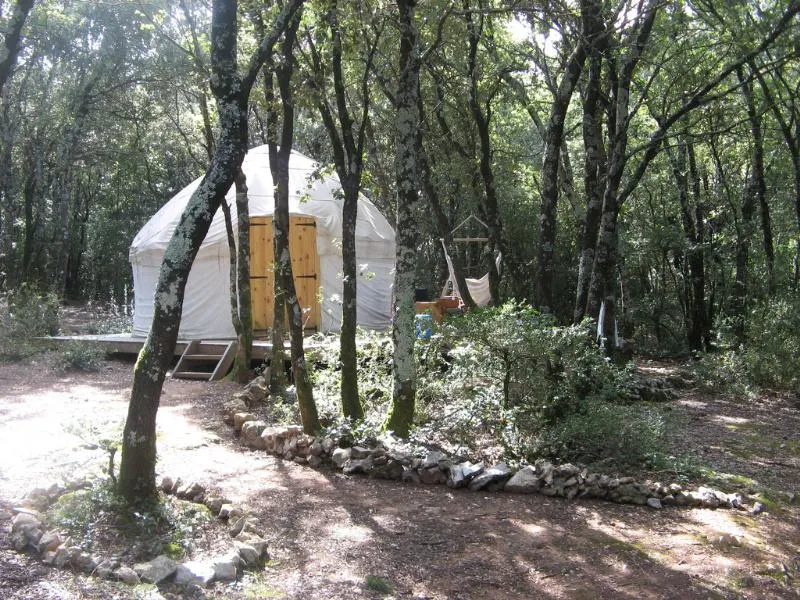 Yourte 2 Adultes + 2 Enfants-  Sanitaire Collectif