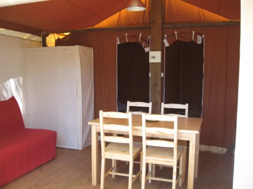 Mietunterkunft - Zelt Auf Stelzen (Gemeinsame Sanitäranlagen, Max. 6 Erwachsene) - image n°6 - Camping Mille Etoiles