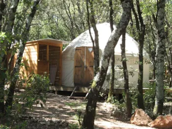 Mietunterkunft - Romantic Mongolian Yurt - Ohne Sanitäranlagen - Camping Mille Etoiles