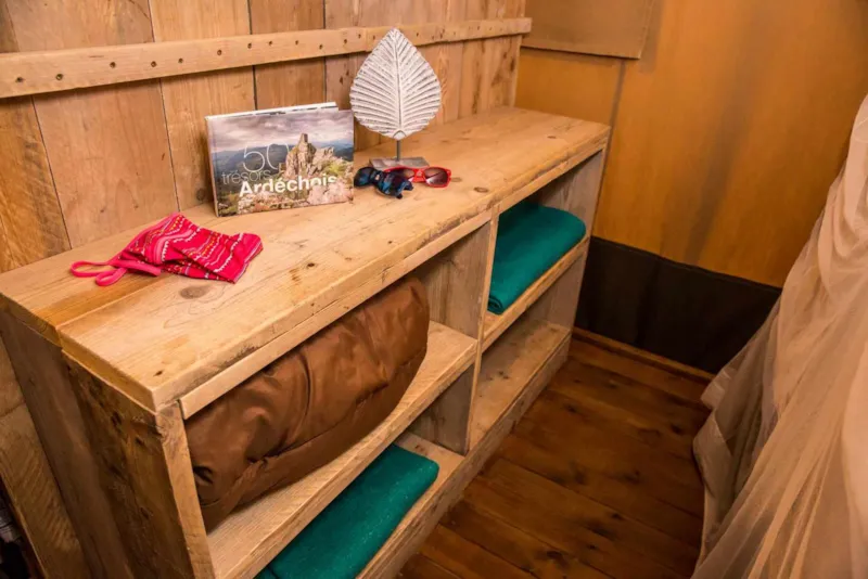 Safari Lodge Tucana  ( Avec Sanitaire , Maxi 3 Adultes )