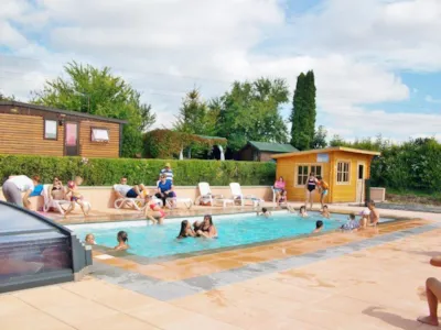 Camping LE PONT ROUGE ET LES VIGNES - Hauts-de-France Camping LE PONT ROUGE ET LES VIGNES - Hauts-de-France