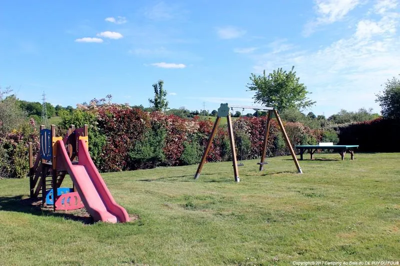 Camping Au Bois Du Cé, PUY DU FOU ®