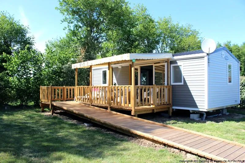 Camping Au Bois Du Cé, PUY DU FOU ®