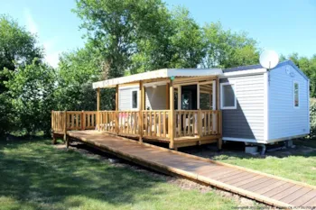 Mietunterkunft - Acacias. Mobil Home 4 Pers. 30.50 M² Pmr, Tv+ Half Covered Terrace - Camping Au Bois Du Cé, PUY DU FOU ®