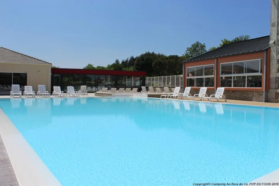 Camping Au Bois Du Cé, PUY DU FOU ®