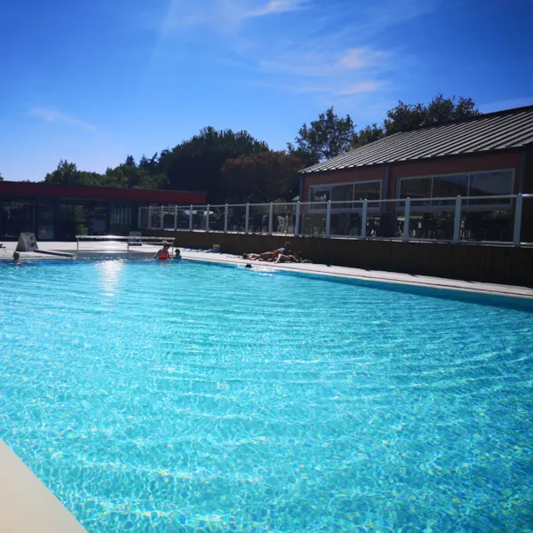 Camping Au Bois Du Cé, PUY DU FOU ®