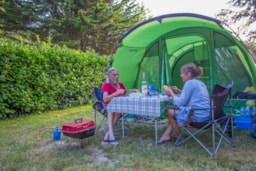 Kampeerplaats(en) - Natuur Campingplaats (Standplaats + Auto) - Sites et Paysages AU GRÉ DES VENTS