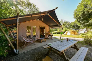 Location - Lodge Insolite Confort Camélia - 2 Ch. - Sans Sanitaires - Sites et Paysages AU GRÉ DES VENTS