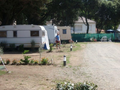 Package Pitch (tent, caravan or motorhome / 1 car) — 4