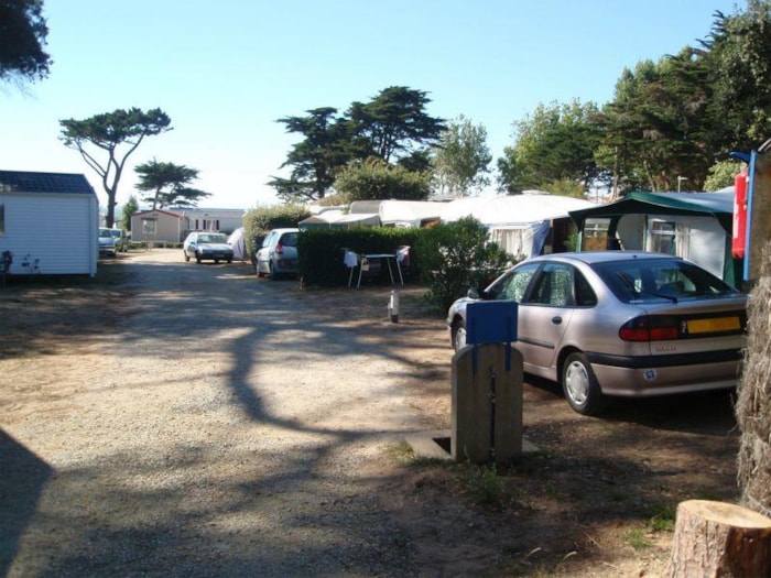 Forfait Emplacement - 1 Personne (Tente, Caravane Ou Camping-Car / 1 Voiture)