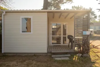 Mietunterkunft - Chalet Eco 2 Zimmer + Terrasse - Camping du Bord de Mer