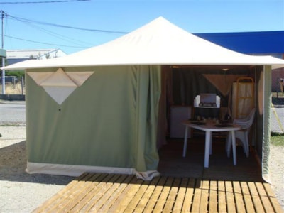 Camping Onlycamp Lac De Pont