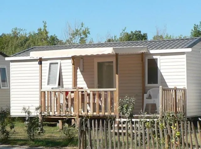 Mobil Home Confort+ Tv 26M² - 2 Chambres + Terrasse Semi Couverte