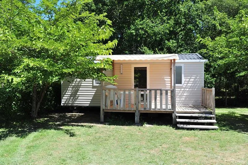 Mobil Home Confort+ 26M² - 2 Chambres + Terrasse Semi Couverte