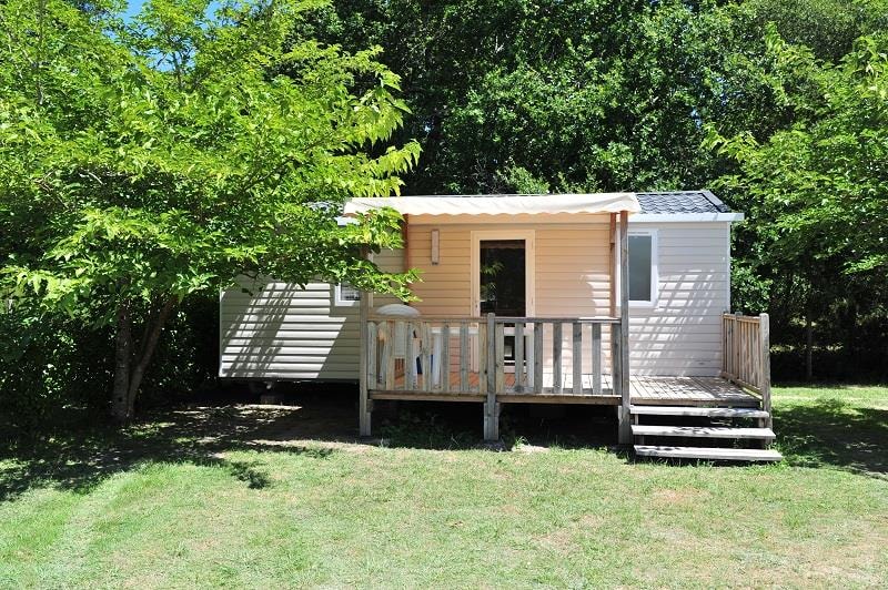 Mobile-home CONFORT+ 26m² - 2 bedrooms + Half-covered terrace 4/6 Ppl.