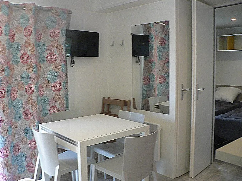 Mobil Home Premium Tv 31M² - 3 Chambres + Terrasse Couverte