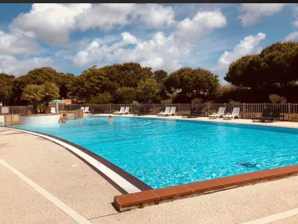 Flower Camping  Village Platin-Redoute