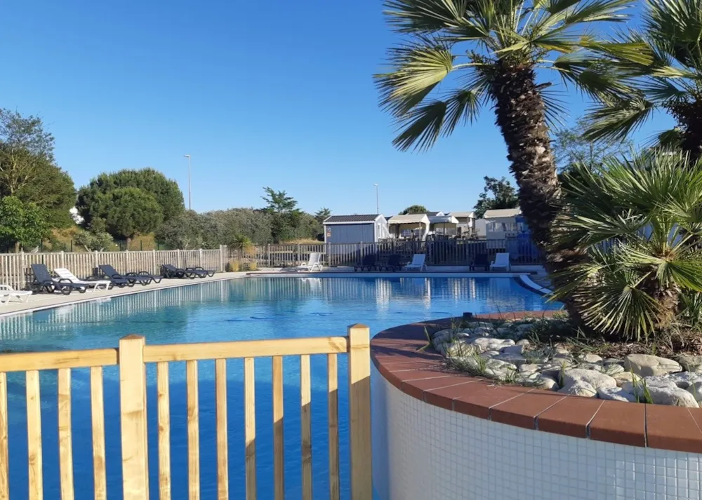 Flower Camping  Village Platin-Redoute