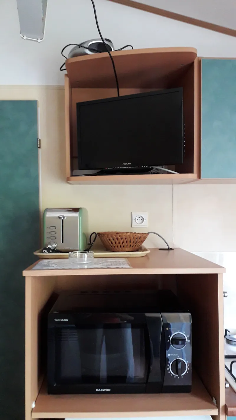 "Vénus"  + Terrasse Couverte Et Fermée