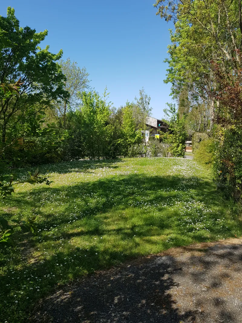 Forfait Camping 2 Personnes + Électricité