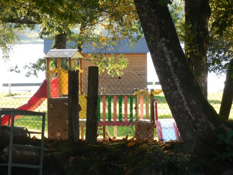 Camping Ecologique le Lac O Fées