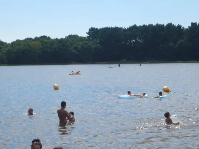 Emplacement Nature Camping Tente, Caravane, Camping Car - Surface >100M² Maxi 4 Pers