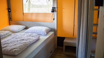 ESTRELLA or PARADIS Extra Comfort Lodge Nomad 35m2+ terrace - 6 persons — 4