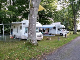 Kampeerplaats(en) - Standplaats - Camping Ecologique le Lac O Fées